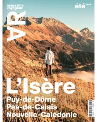 A/R MAGAZINE VOYAGEUR